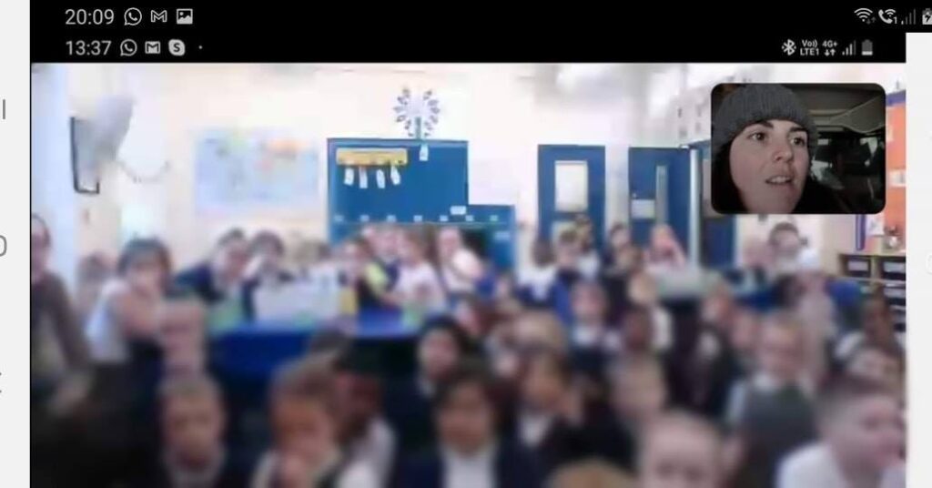 A Farmertime video call with a school class